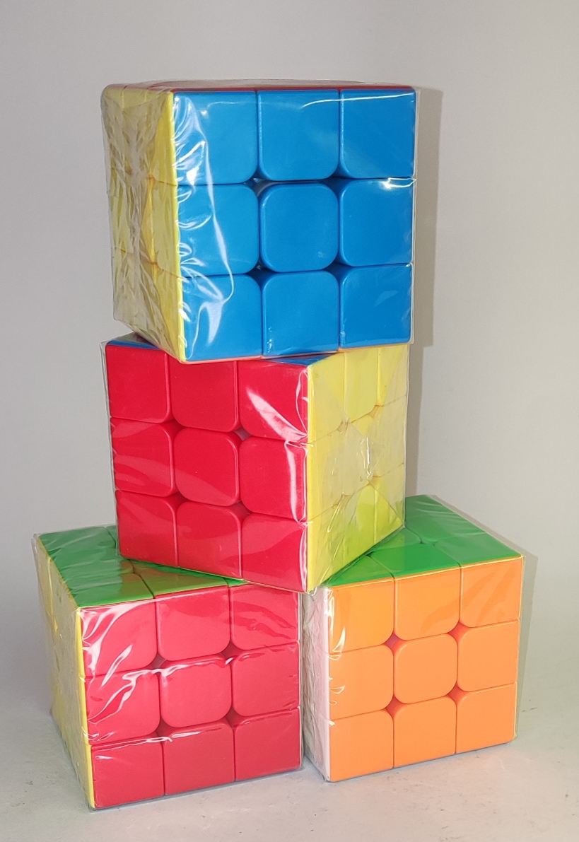 مکعب روبیک سه در سه3×3 خود رنگ